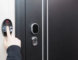 Советы по установке входных дверей: обеспечьте надежную защиту вашего жилья
