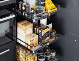 Эстетика и удобство: Многоуровневые полки для современных кухонь на заказ