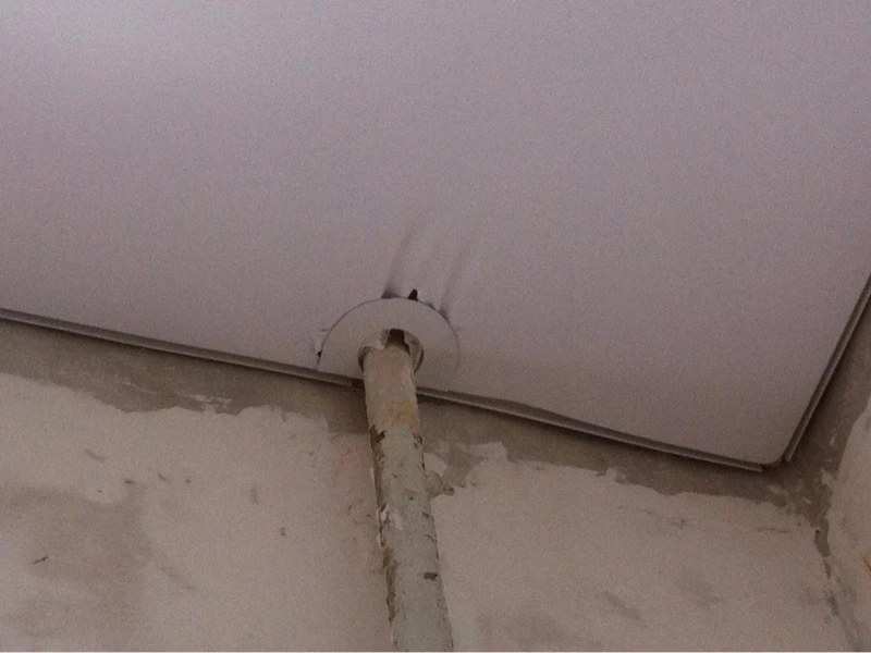 Частые ошибки при установке натяжных потолков и как их избежать