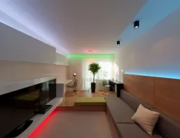 Как выбрать идеальные натяжные потолки с LED освещением для вашего дома