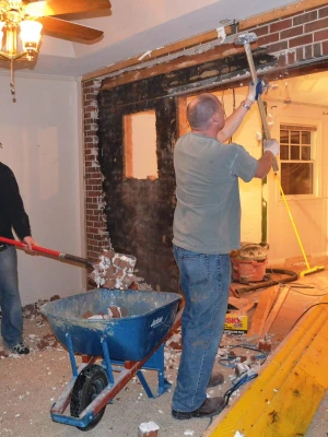 Демонтаж встроенной мебели в ремонте квартир и коттеджей